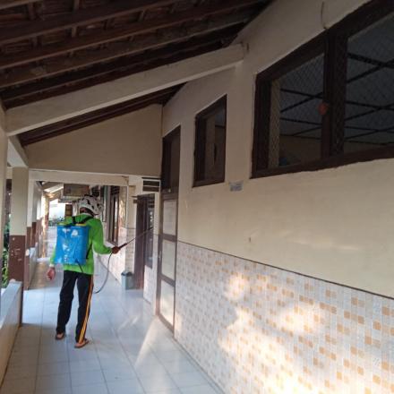 Album : Penyemprotan DisinfektanPEMDES SOMOSARI Tahun 2021
